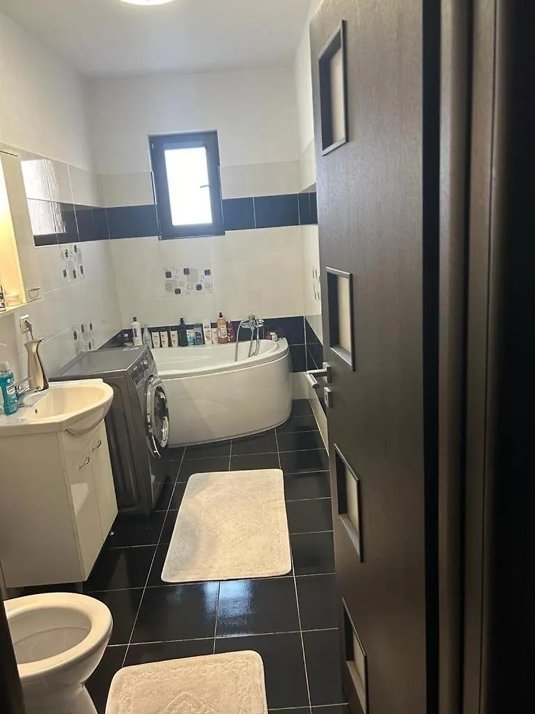 Lux Studio 46 Meters Bucarest