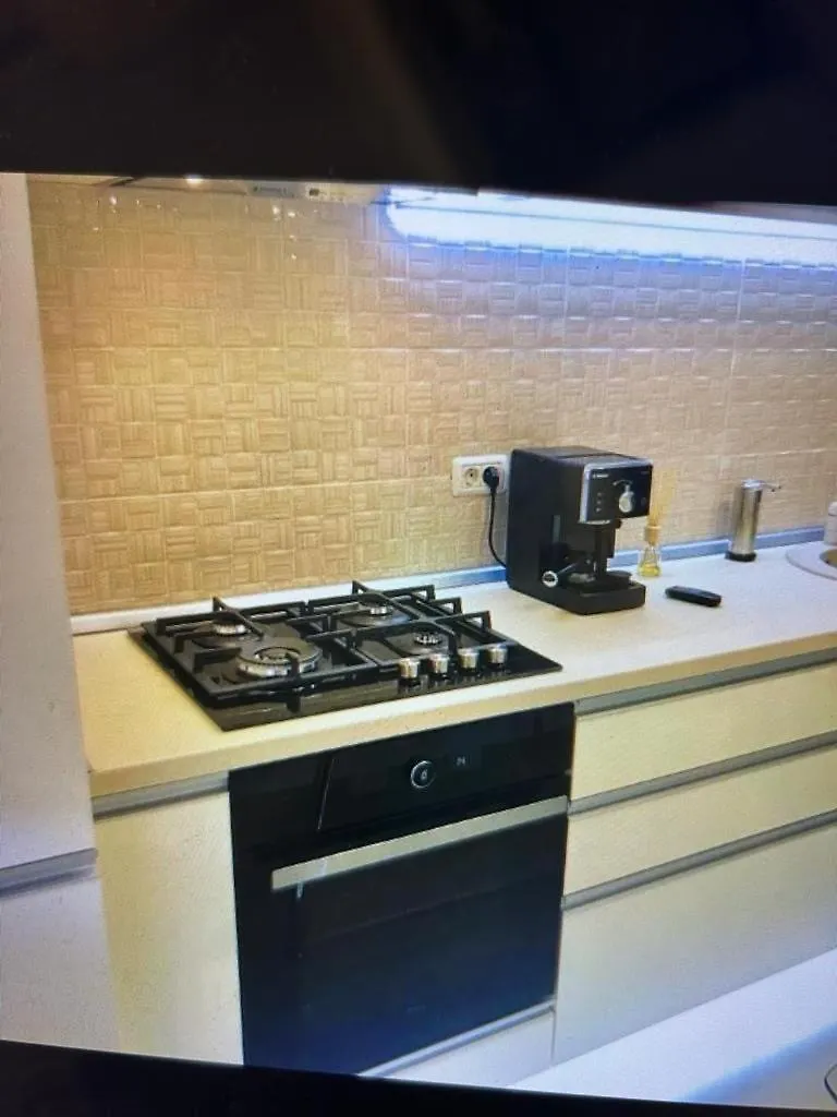 Lux Studio 46 Meters Bucharest